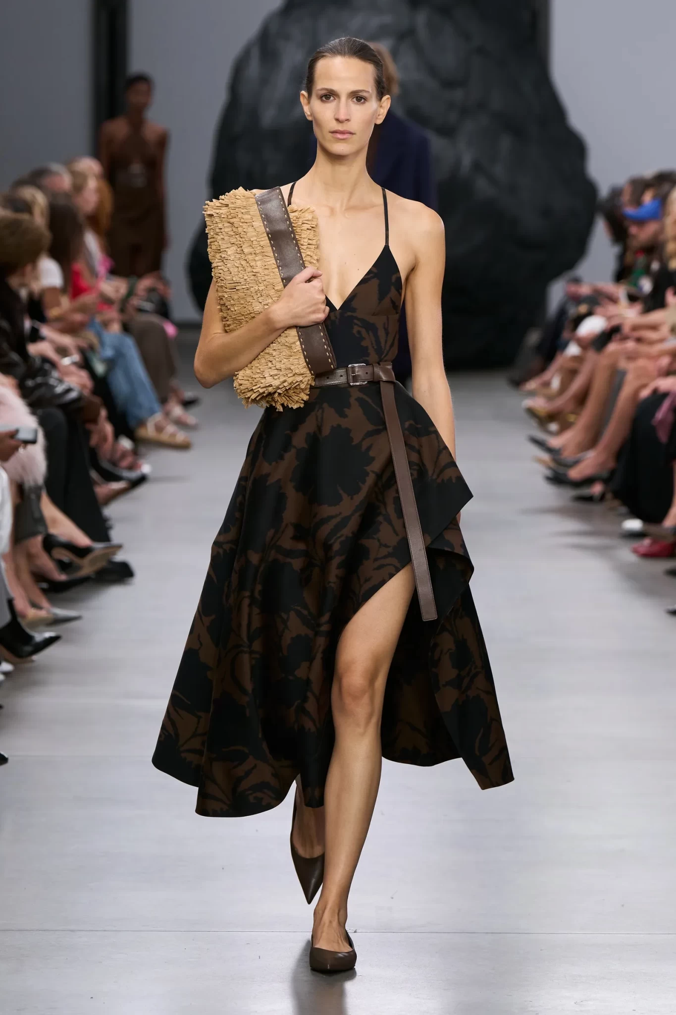 00033-michael-kors-spring-2025-ready-to-wear-credit-gorunway.webp