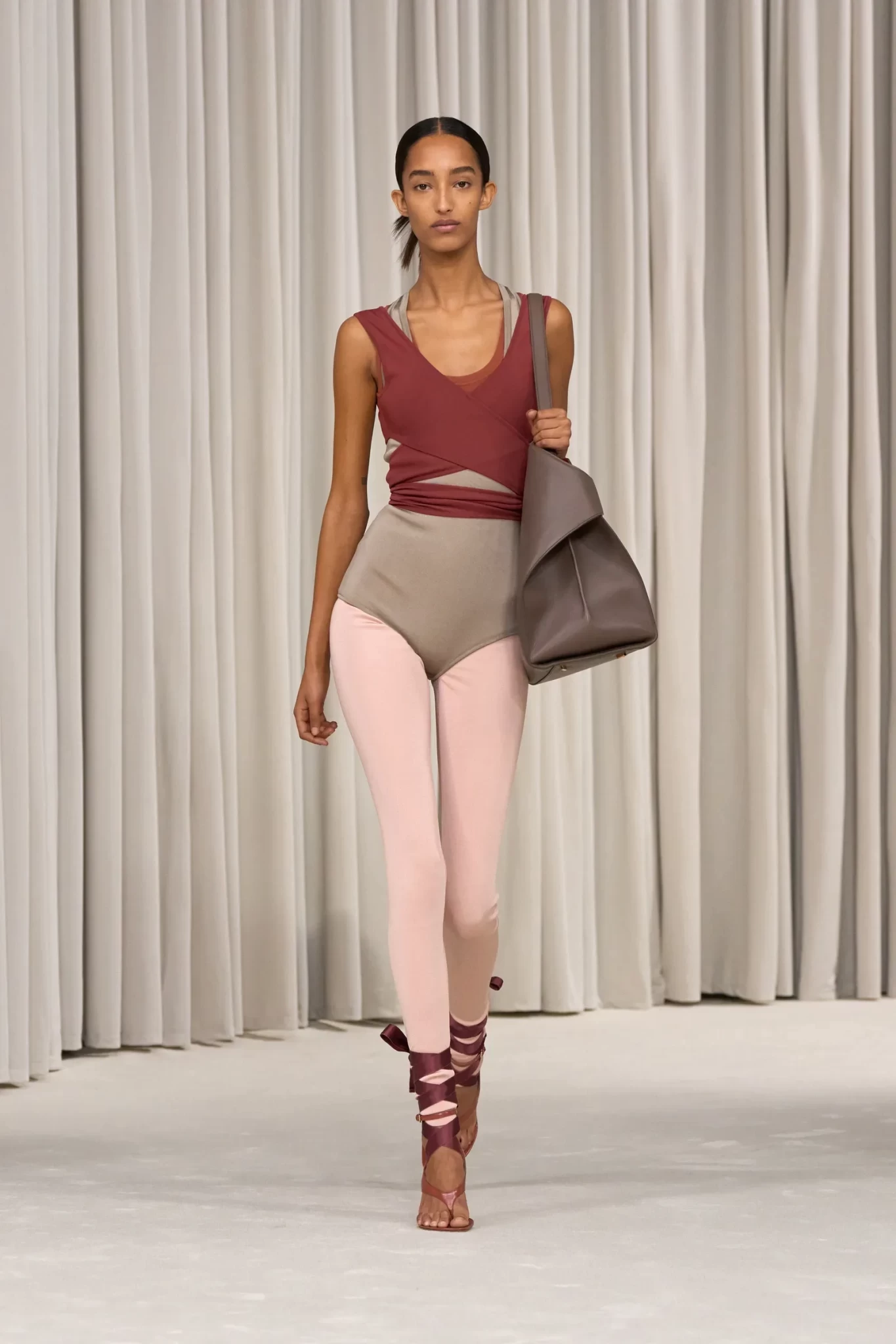 00002-ferragamo-spring-2025-ready-to-wear-credit-gorunway.webp