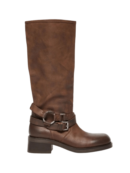 6796024702001-a-countryboot-normal-removebg-preview.png