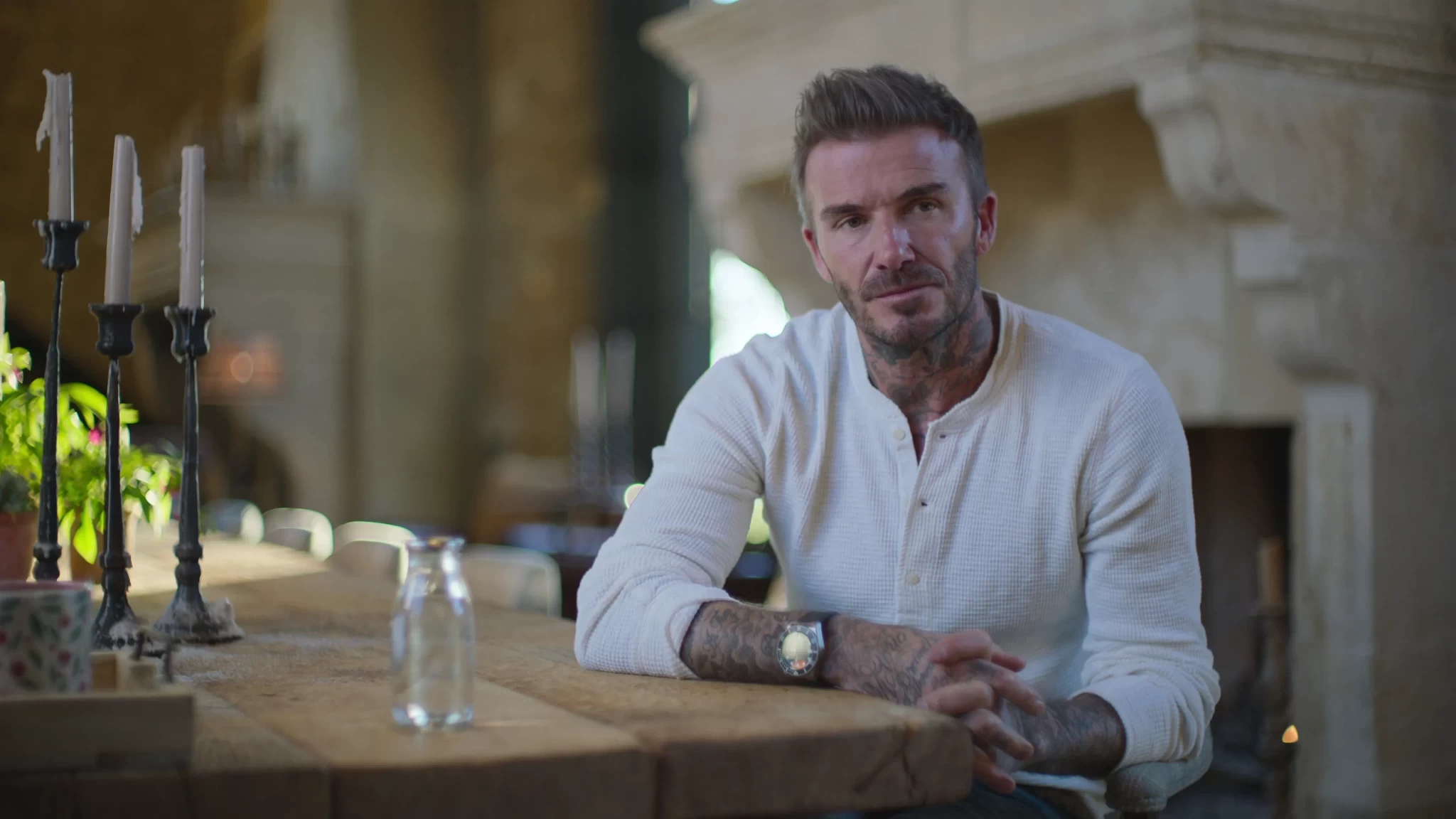 beckham-n-s1-e1-00-49-02-22.webp