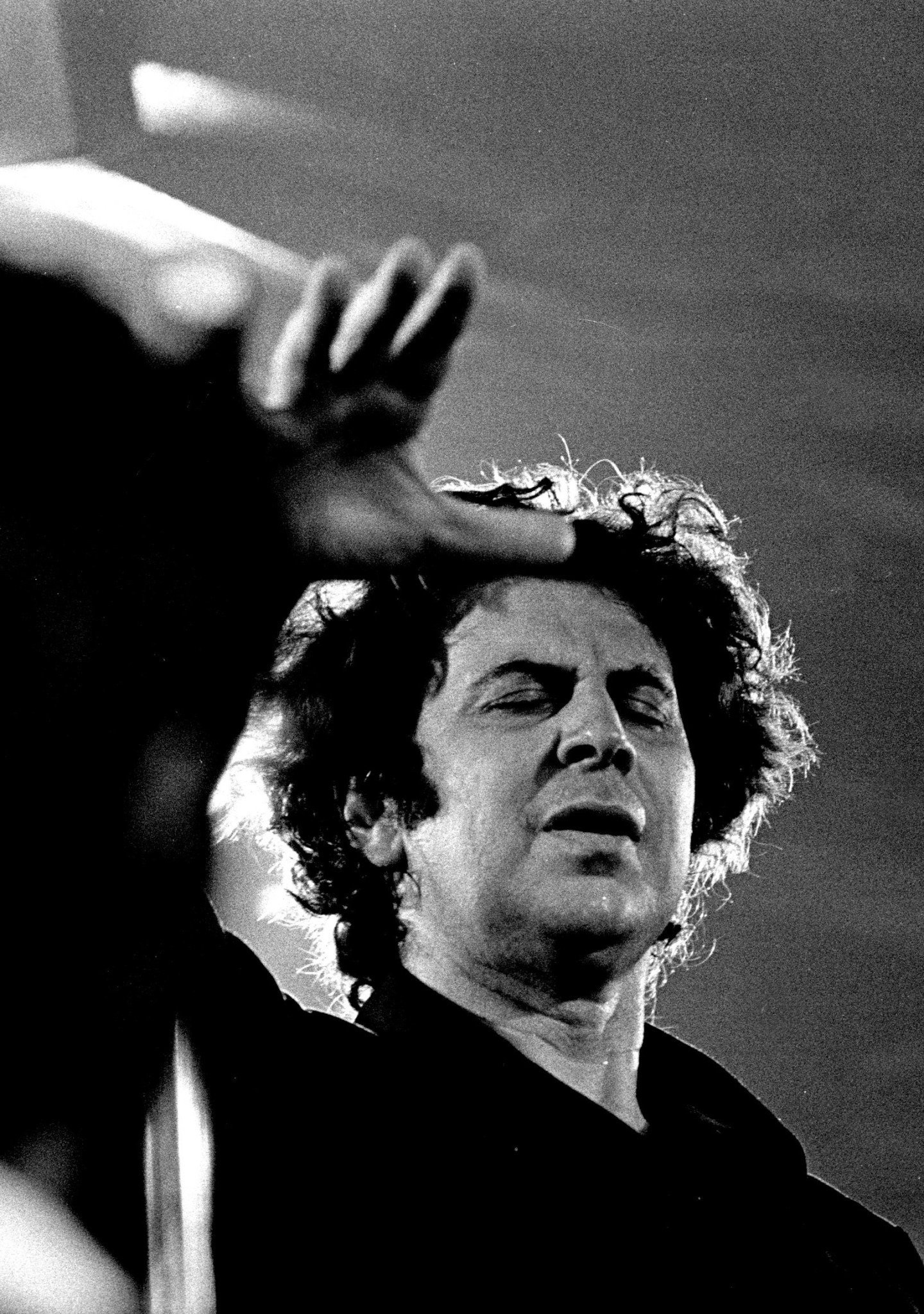 mikis-theodorakis-fabrik-070004.jpg