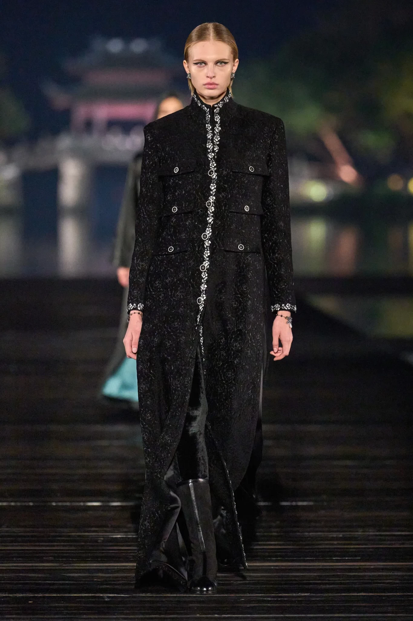 00002-chanel-pre-fall-2025-credit-gorunway.webp