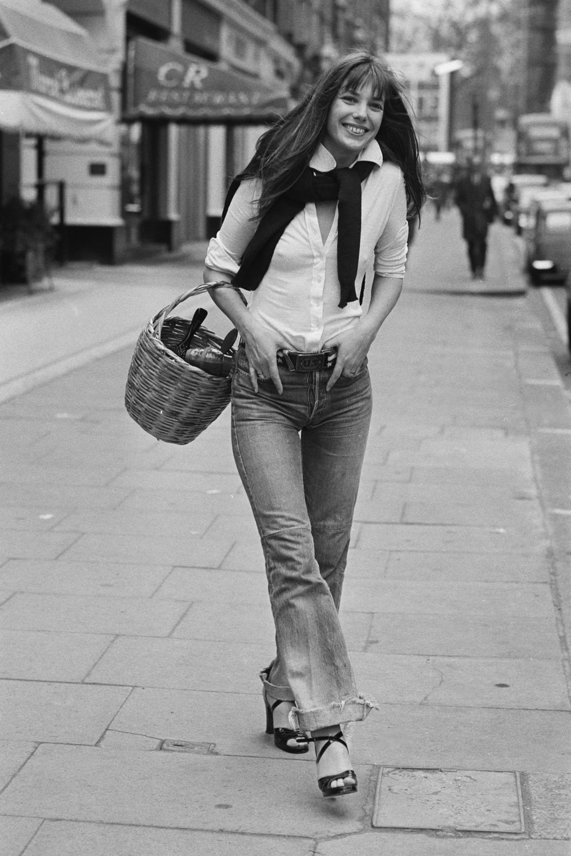 230717131058-06-jane-birkin-style.jpg