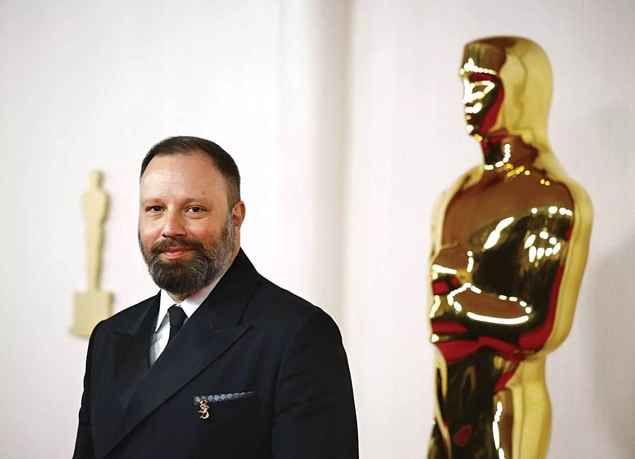 lanthimos-scaled.jpg