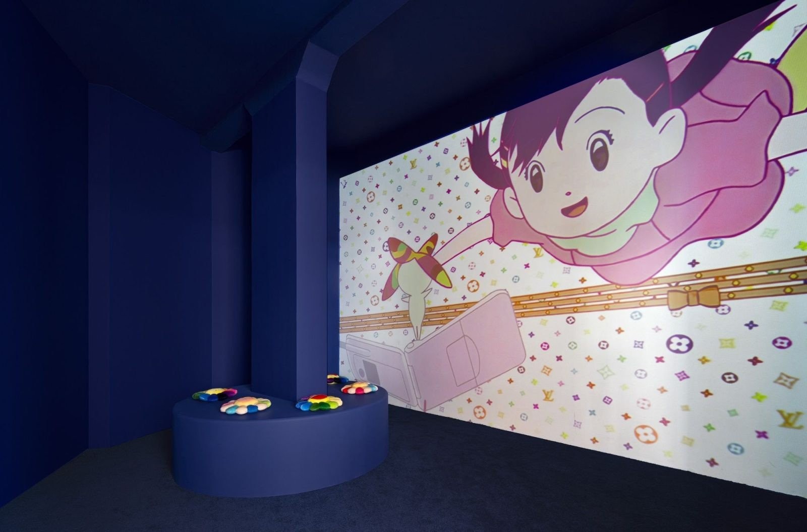 louis-vuitton-murakami-pop-up-singapore-cinema-1600x1055.jpg