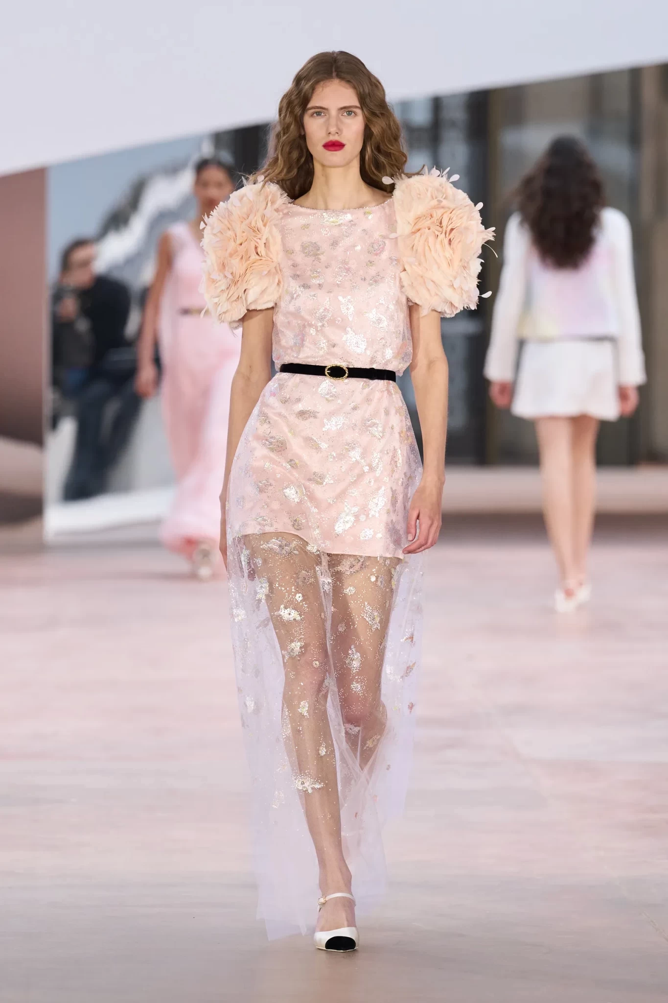 00009-chanel-spring-2025-couture-credit-gorunway.webp