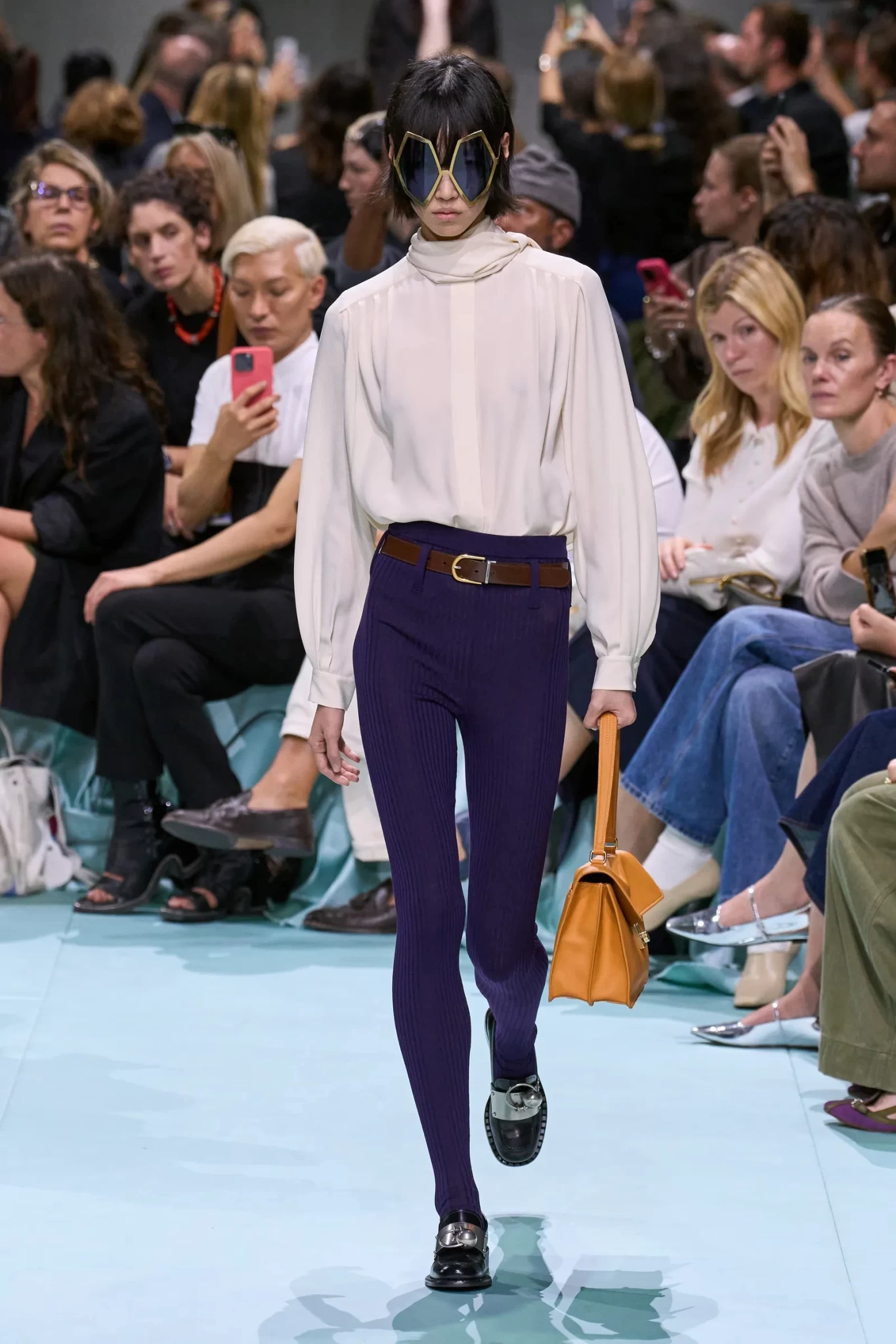 00025-prada-spring-2025-ready-to-wear-credit-gorunway.webp