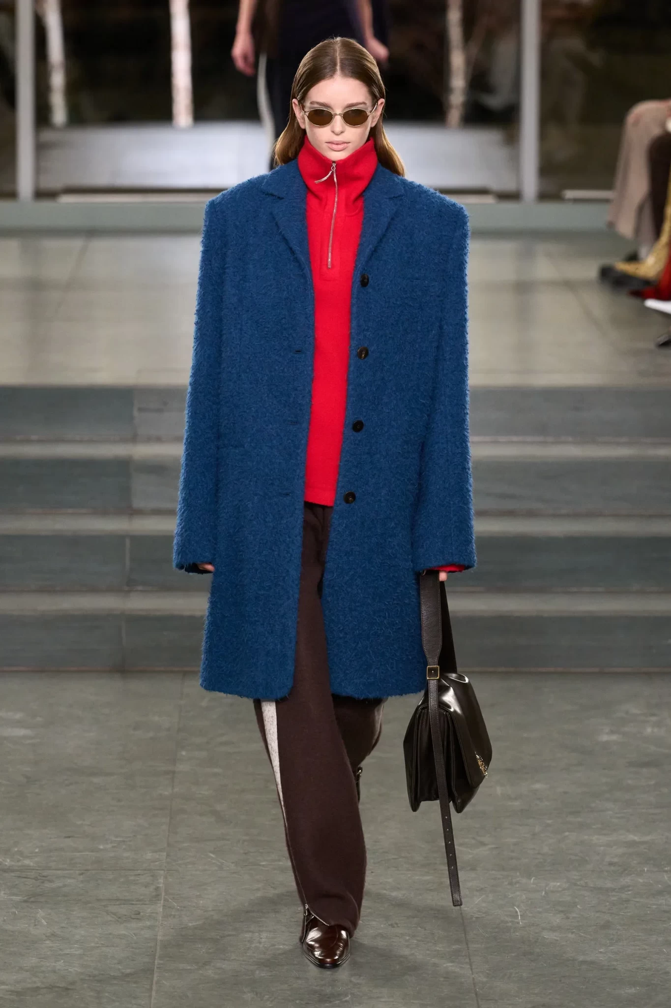 00005-tory-burch-fall-2025-ready-to-wear-credit-gorunway.webp