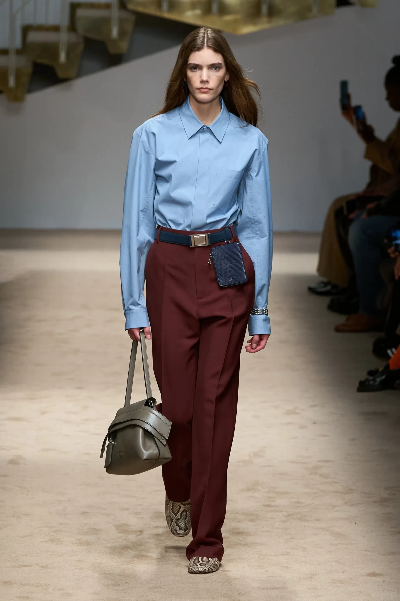 00002-tods-fall-2025-ready-to-wear-credit-gorunway.webp