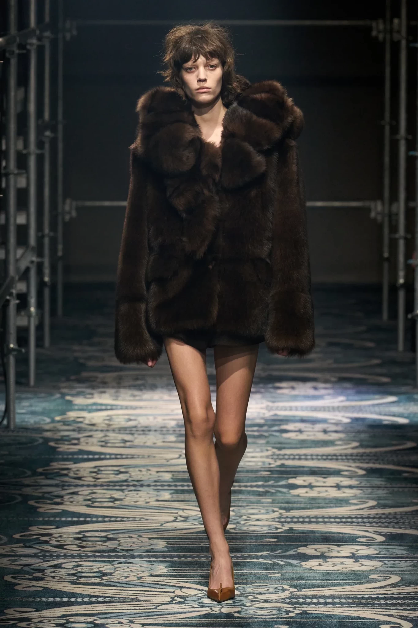 00008-prada-fall-2025-ready-to-wear-credit-gorunway.webp