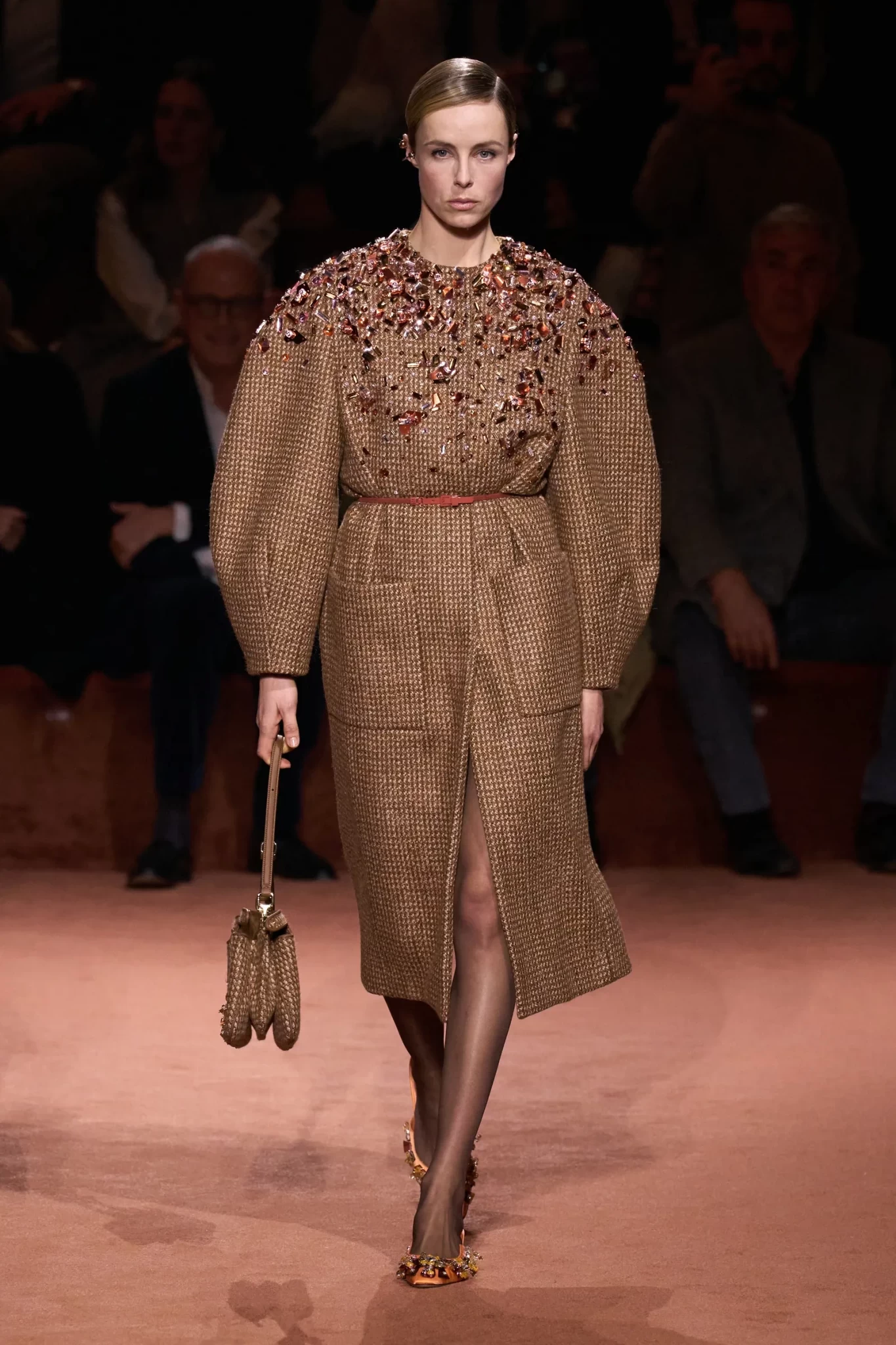 00022-fendi-fall-2025-ready-to-wear-credit-gorunway.webp