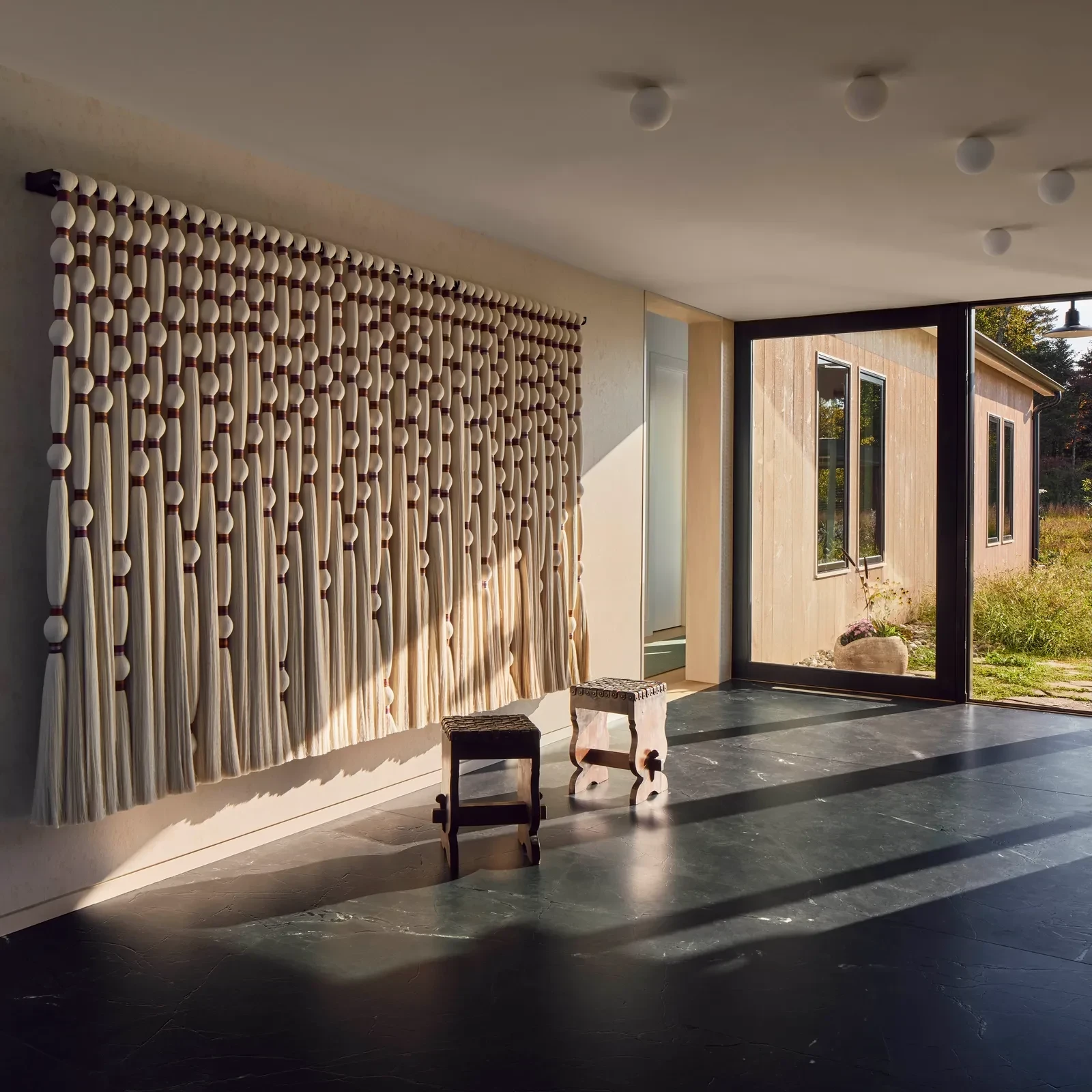 modern-fam-retreat-2jpg.webp