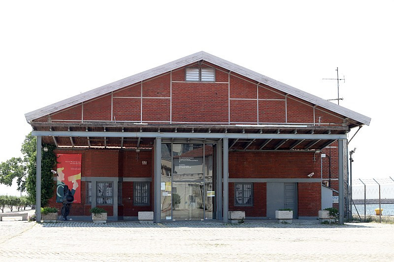 museum-visit.jpg