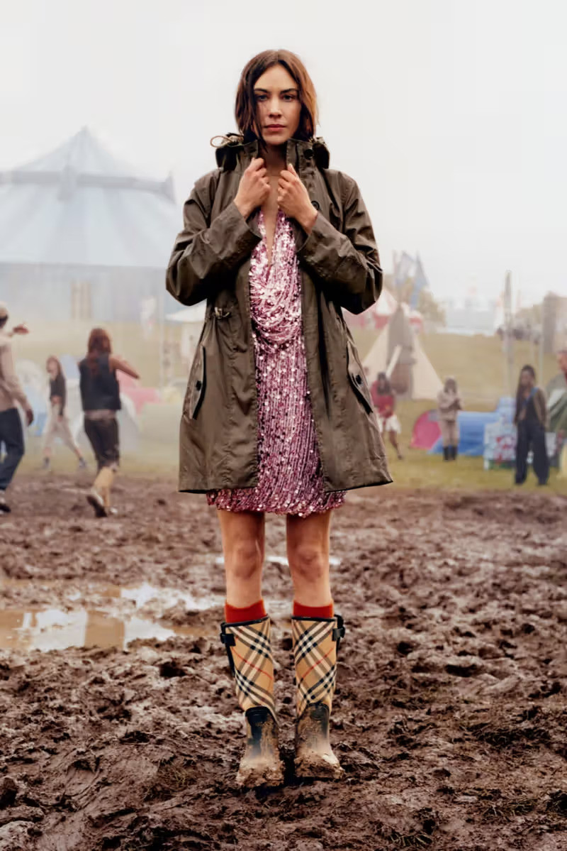 https-hypebeastcom-wp-content-blogsdir-6-files-2025-06-05-burberry-festival-campaign-stills15-e1749133052873.jpg