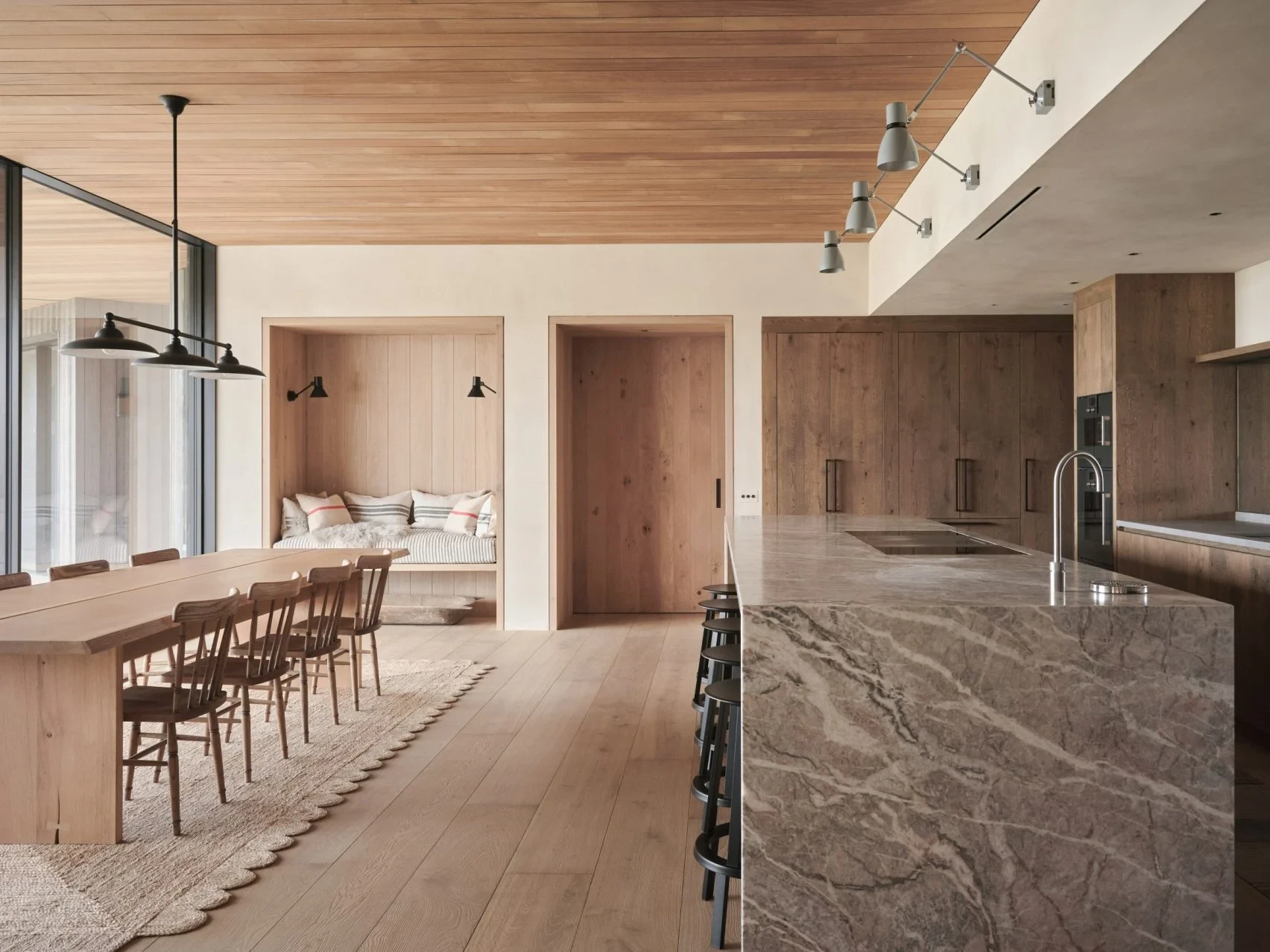 rundell-house-cornwall-dezeen-2364-col-5-1704x1278.webp