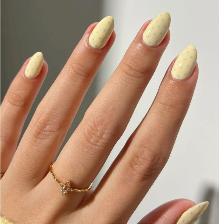 spring-nails.jpeg