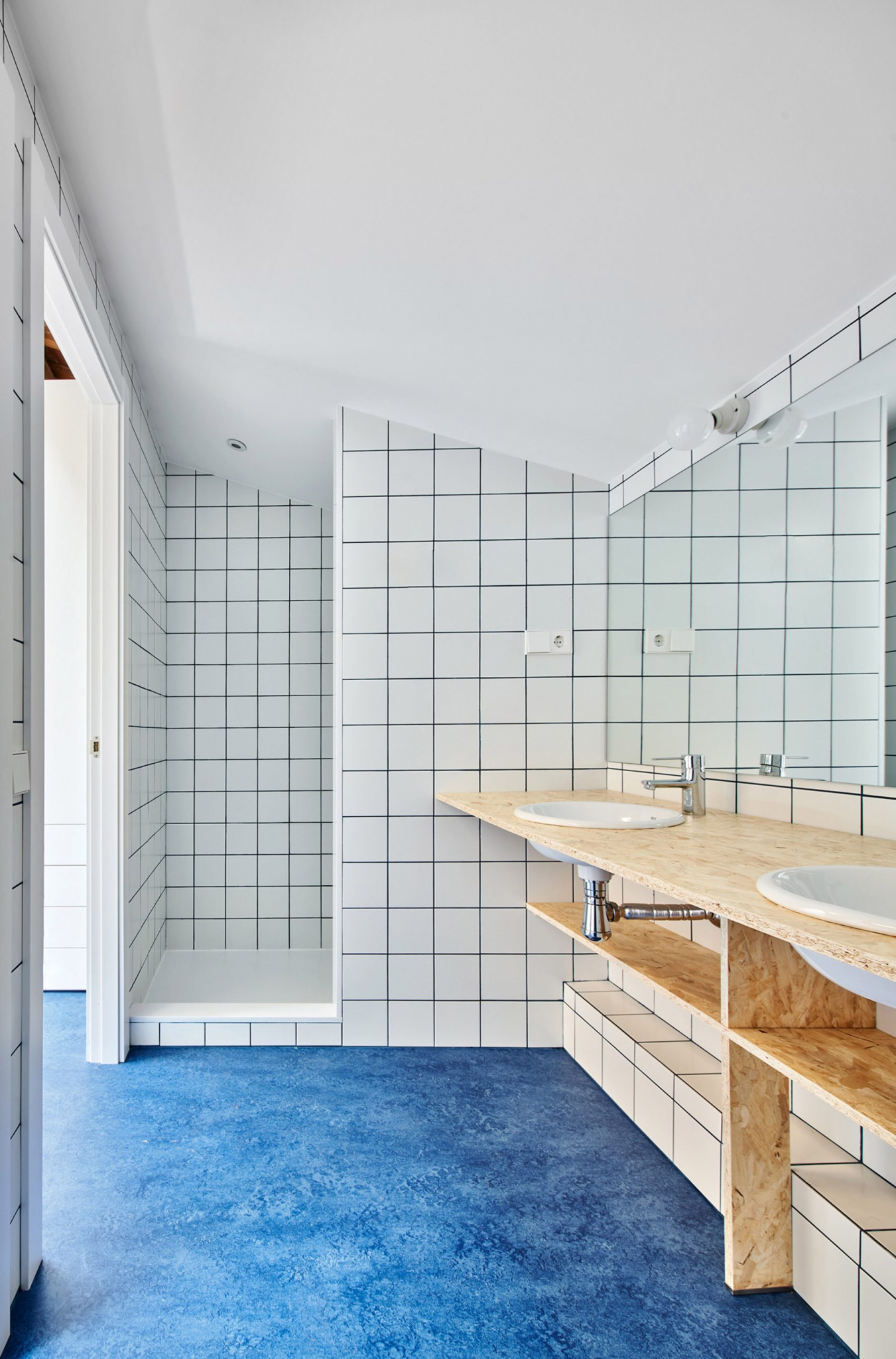 vallribera-arquitectes-105jon-barcelona-residential-architecture-dezeen-2364-col-10-1704x2584.jpg