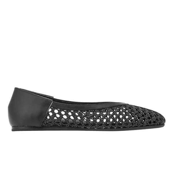 ballerinas-ancient-greek-sandals-aeropi-raffia-ballerinas-black-apoella-1159880605-600x.webp