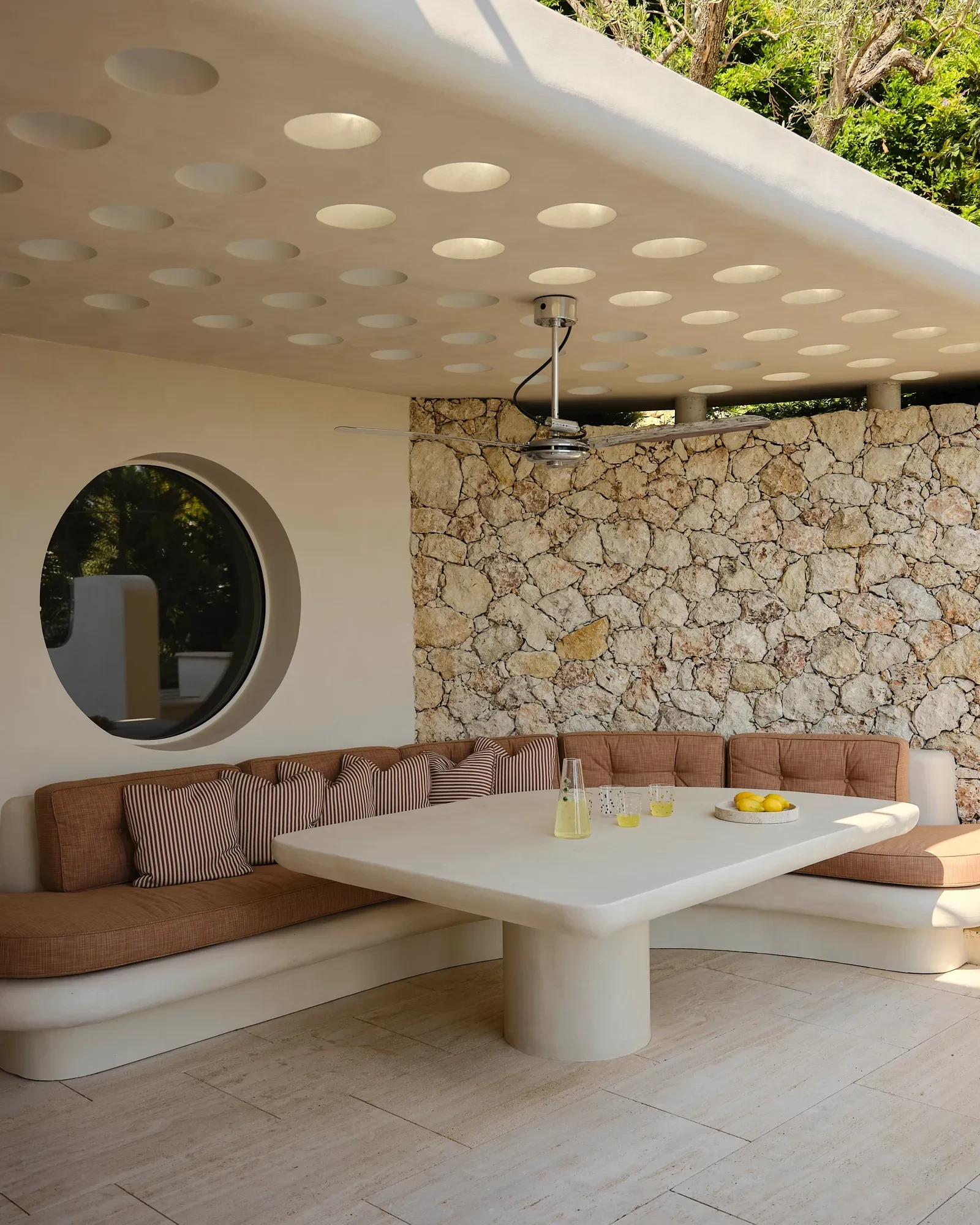 caprini-0112712jpg.webp