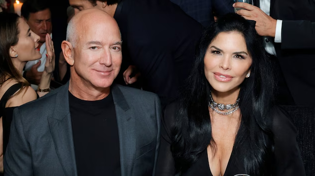 fireshot-capture-630-d1973446dd80-beverly-hills-california-jeff-bezos-and-lauren-sc3a1nche-wwwholacom.png