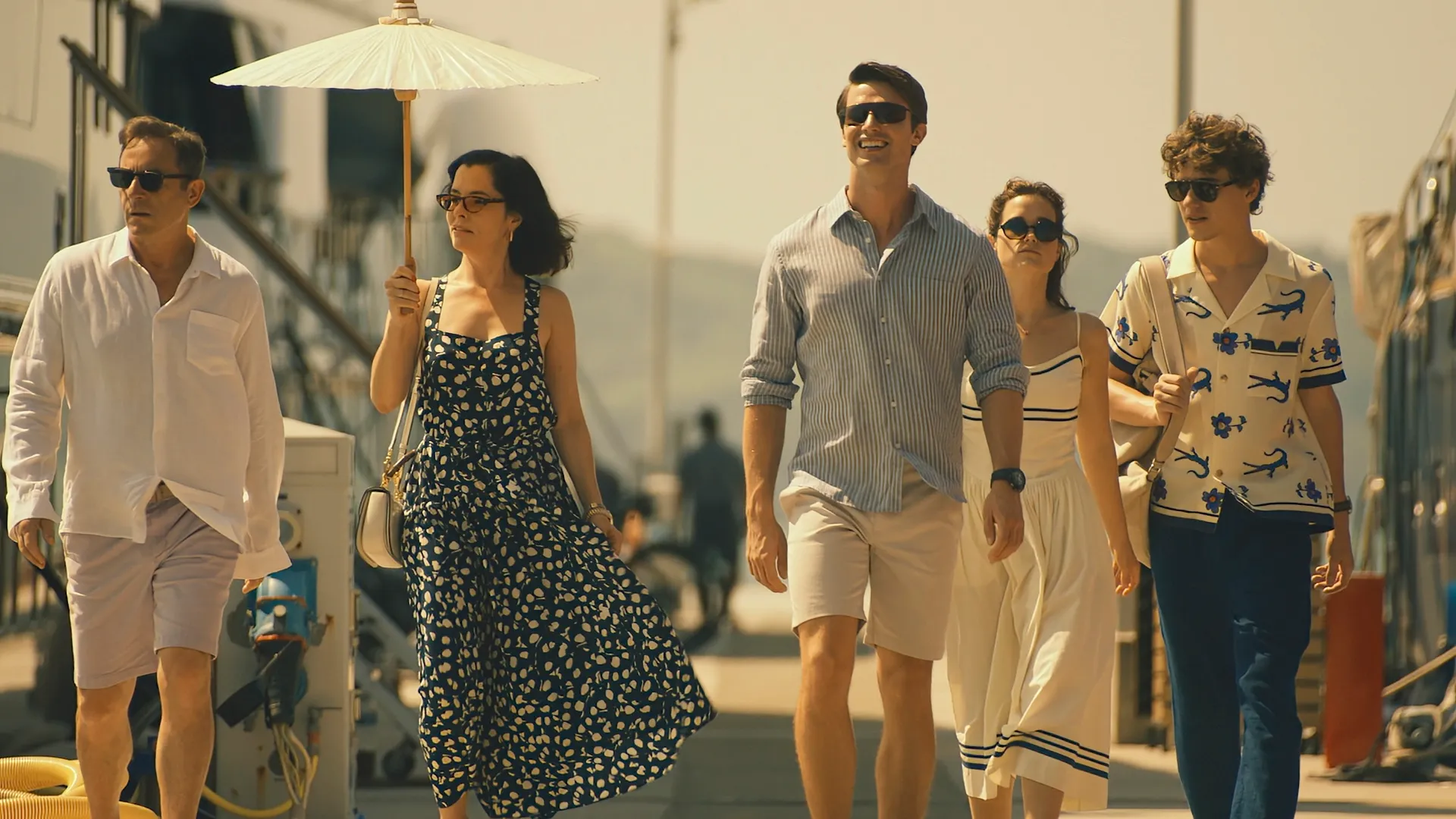 jason-isaacs-parker-posey-patrick-schwarzenegger-sarah-catherine-hook-sam-nivola.jpg