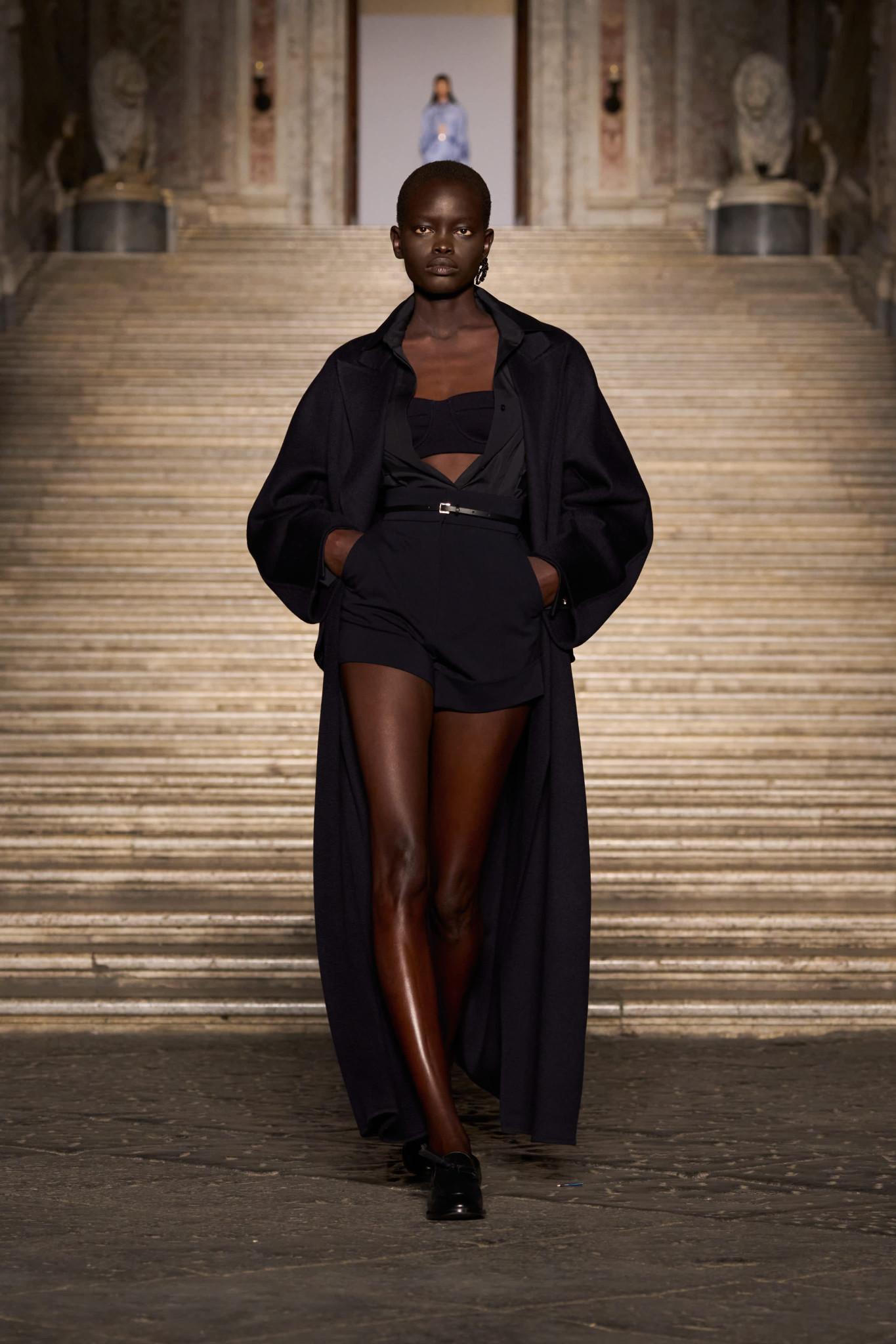 max-mara-resort-s26-front-looks-019.jpg