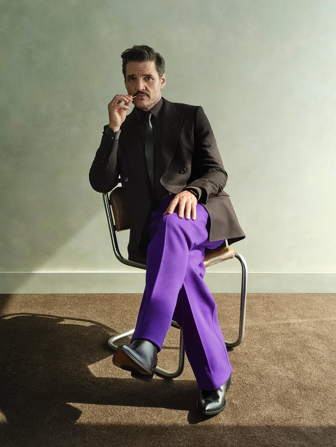 pedro-pascal-photigraphed-by-at-solvesundsbostudio-2025-3.jpg