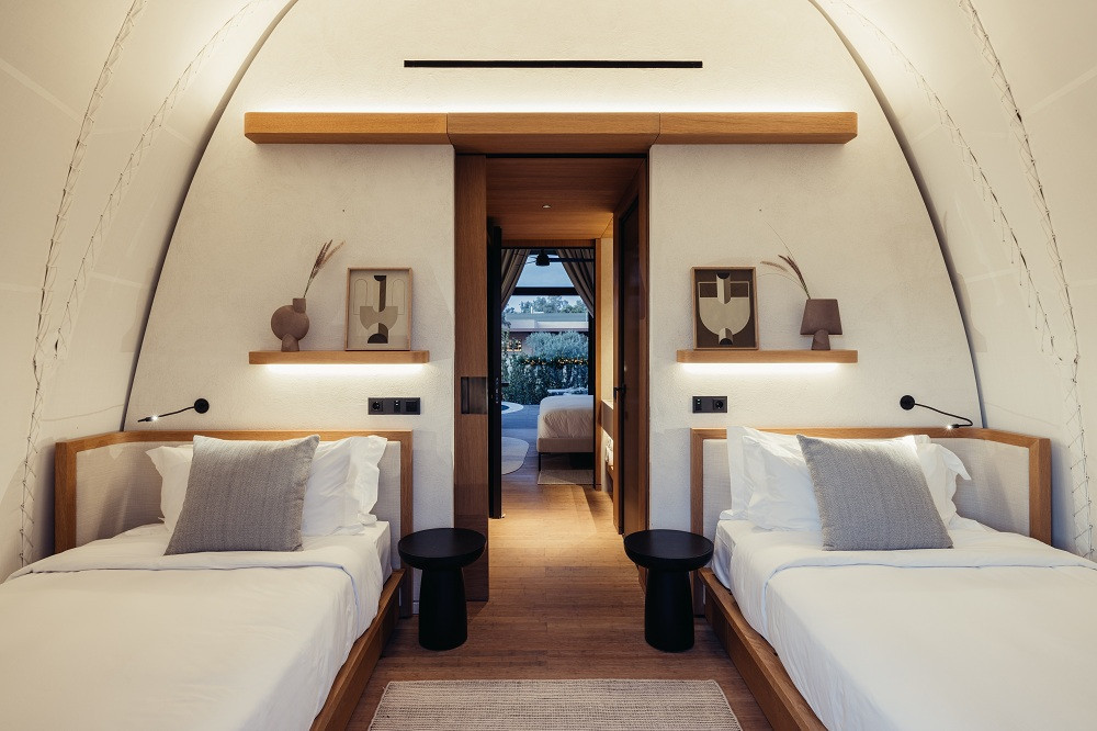 room1-1.jpg