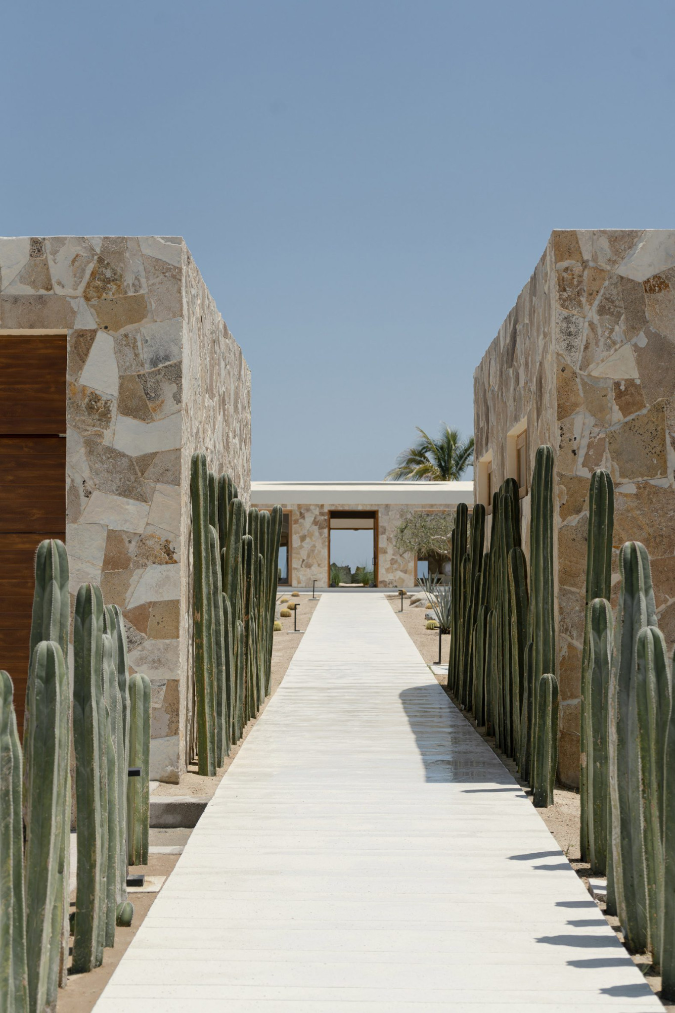 ydr-studio-casa-suna-mexico-dezeen-2364-col-3-scaled.jpg