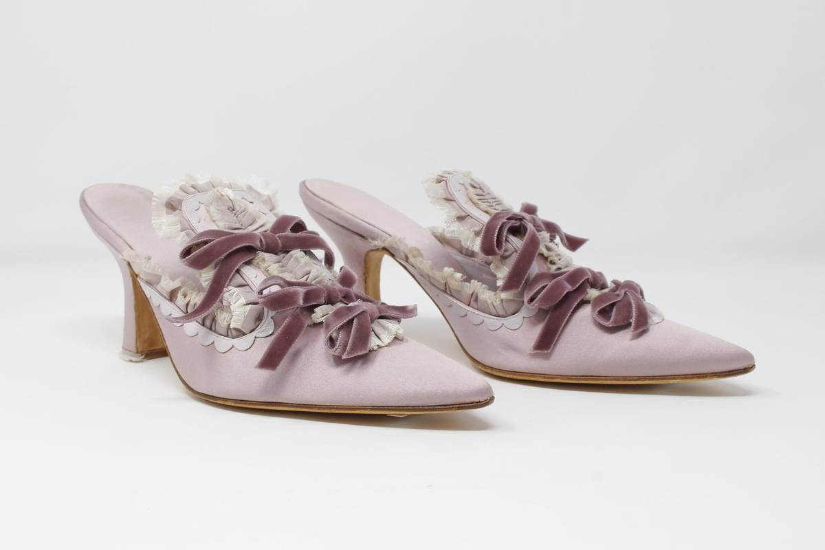 antoinetta-2005-by-manolo-blahnik.jpeg