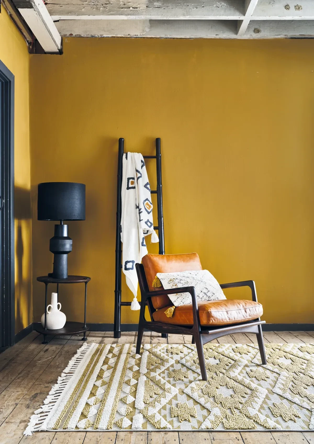 barker-and-stonehouse-gunnararmchair1019chandra-sidetable415blackbambooladder55-01c33e6jpg.webp
