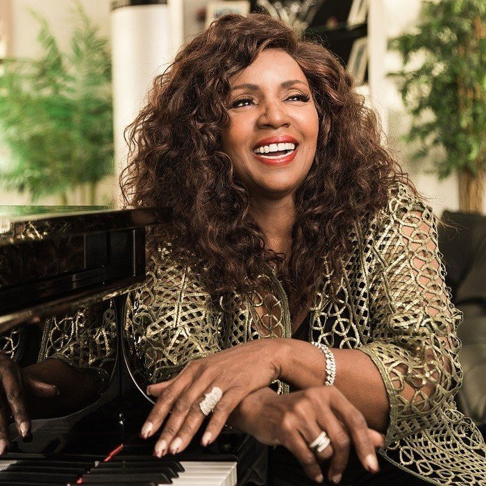 low-gloria-gaynor.jpg