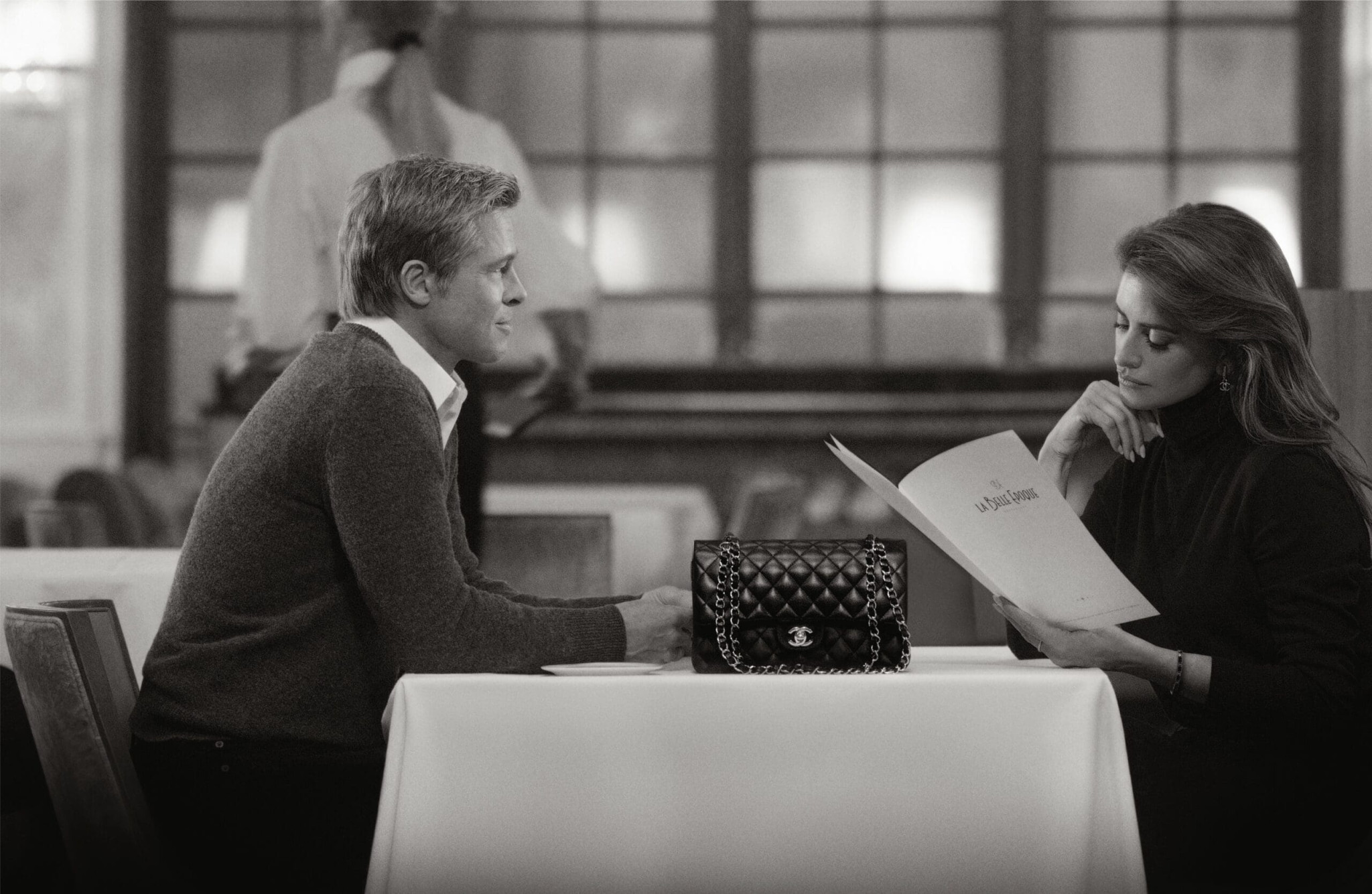 the-chanel-iconic-handbag-campaign-photo-inez-vinoodh-3-scaled.jpg