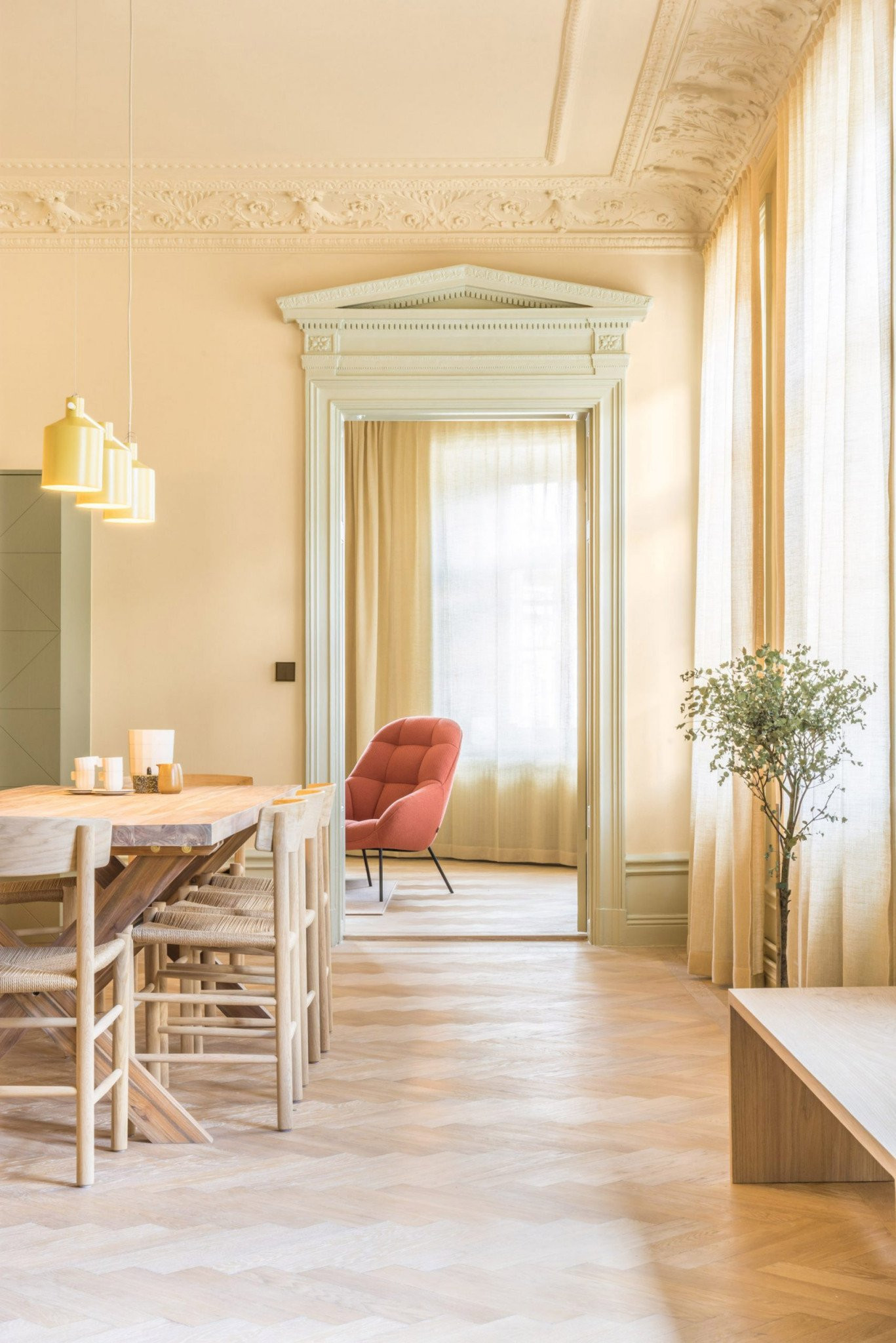 decorative-ceilings-plasterwork-mouldings-interior-inspiration-lookbooks-dezeen-2364-col-3-1704x2553.jpg
