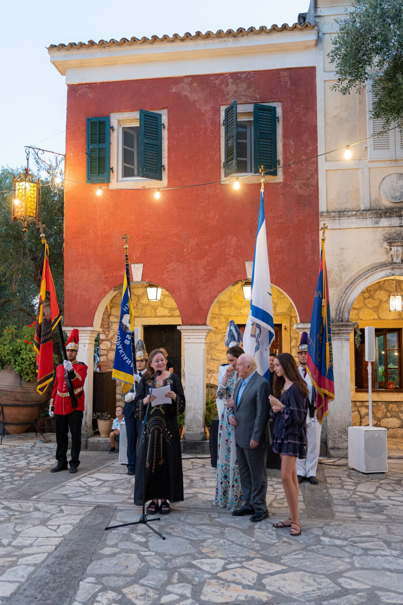 xairetismos-oikogheneias-daskalantonaki.jpg