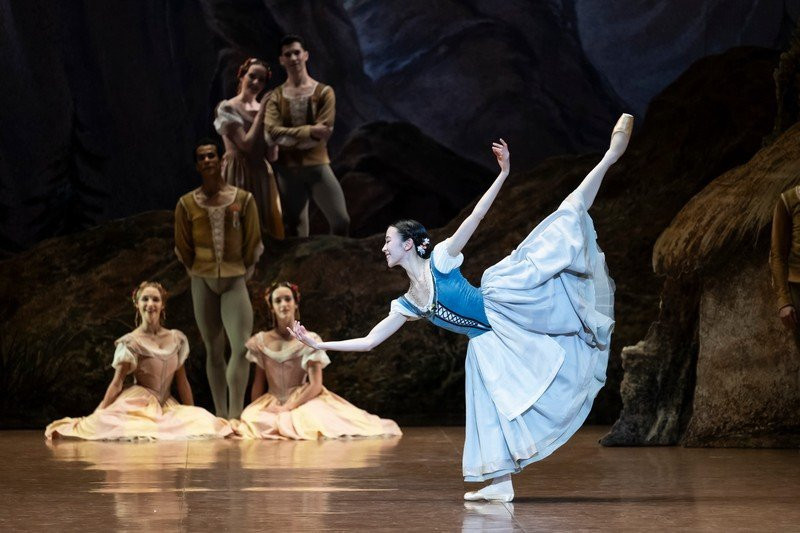 b-53461-park-giselle.jpg