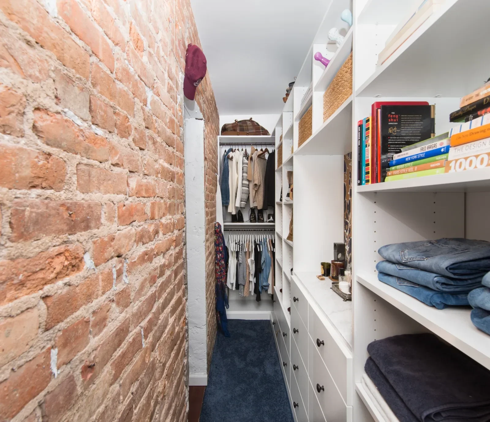 california-closet-longjpg.webp