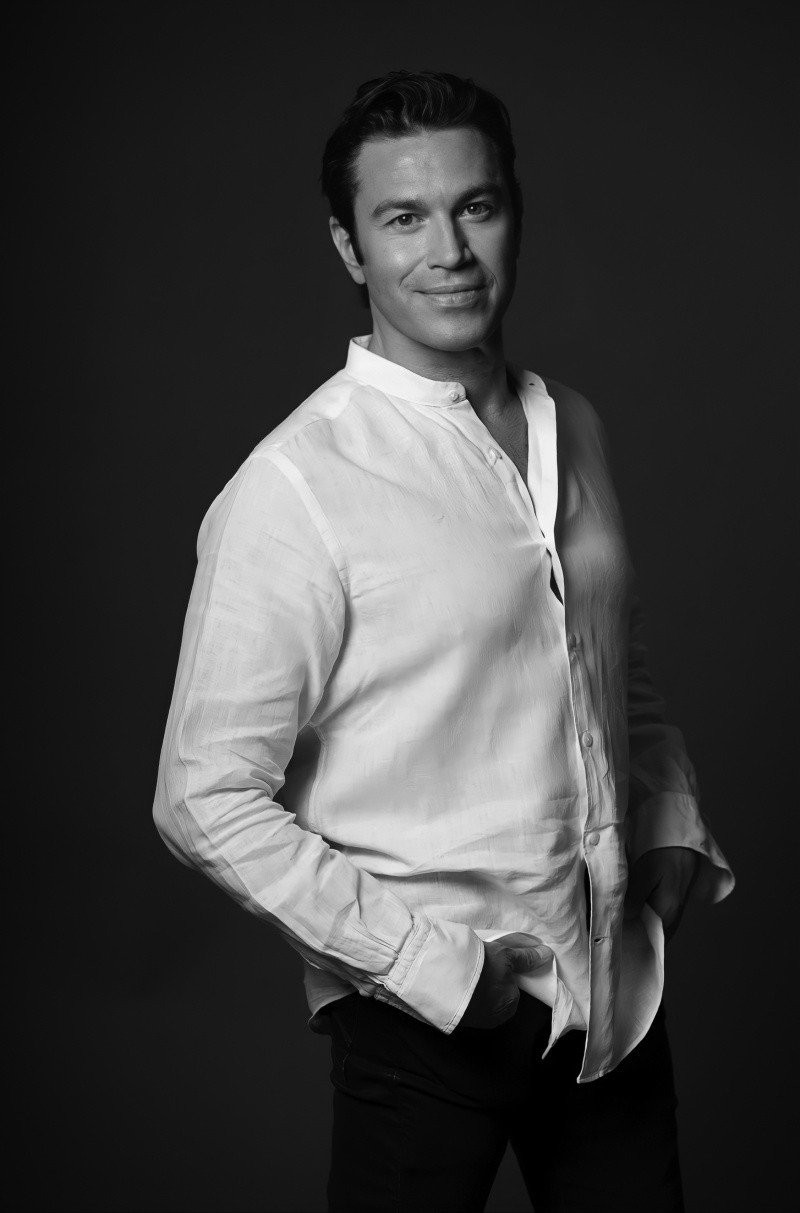 marios-fragkoulis-elst0e-800x.jpg