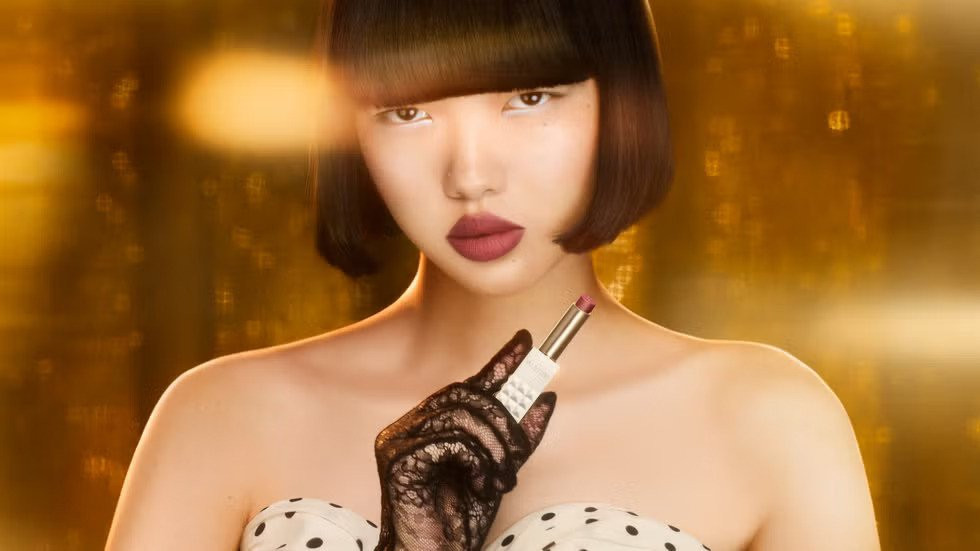 vlt-dmi-makeup-rendez-vous-2025-spike-valentino-ivory-key-visual-16x9-srgb-1-68b1dad8a8cc7.jpg