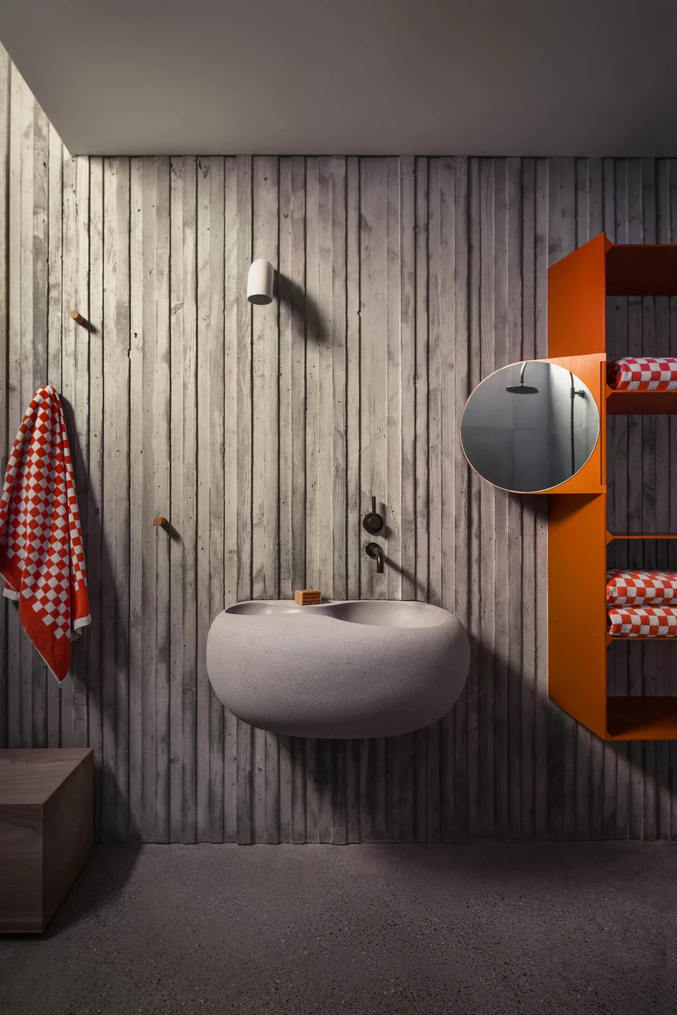 ad10024-charles20de20lisle-bathroomjpg.webp