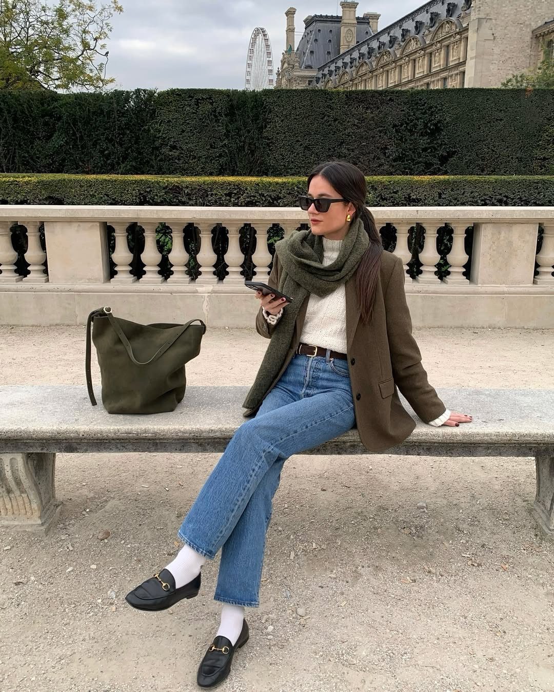 parisian-guide-things-to-do-during-autumn-1-jardin-des-tuileriesperfect-for-a-peaceful-wal.jpg