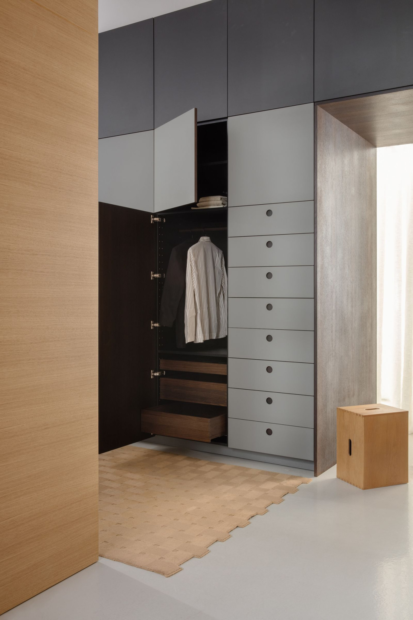 reform-wardrobe-basis-09jpgwebp.jpeg