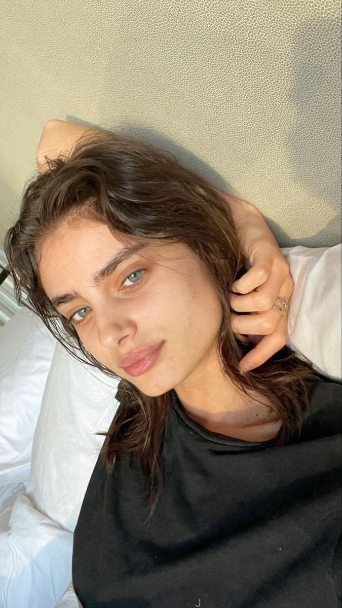 taylor-hill.jpeg