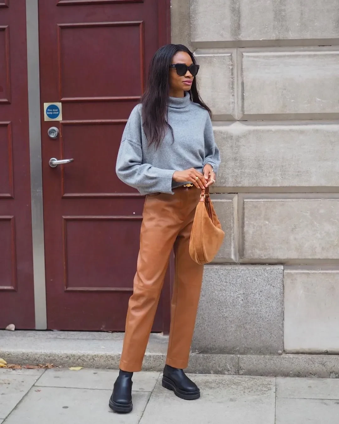 turtleneck-outfits-295180-1631294538651-image-1080-80jpg.webp
