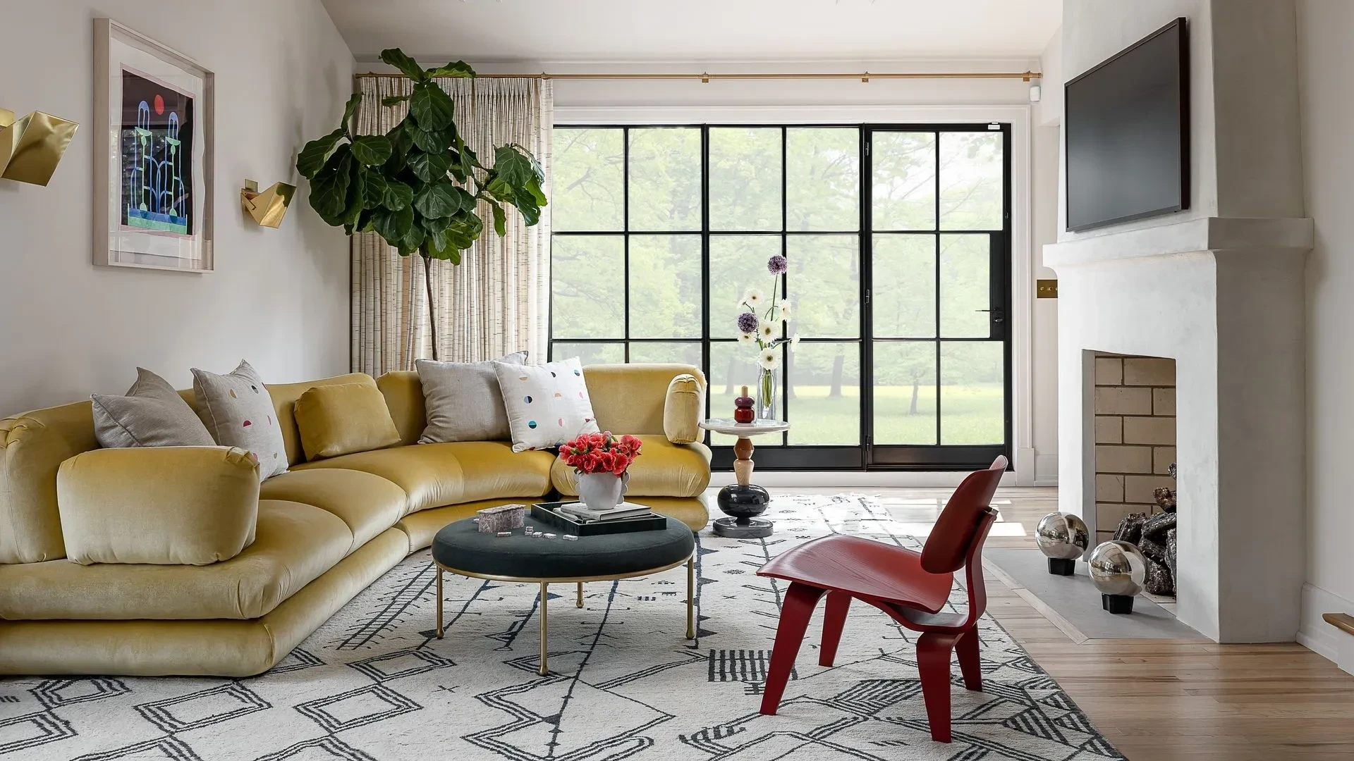 008-bethany-adams-interiors-and-jl-jordan-photography-modern-tudorjpg.webp