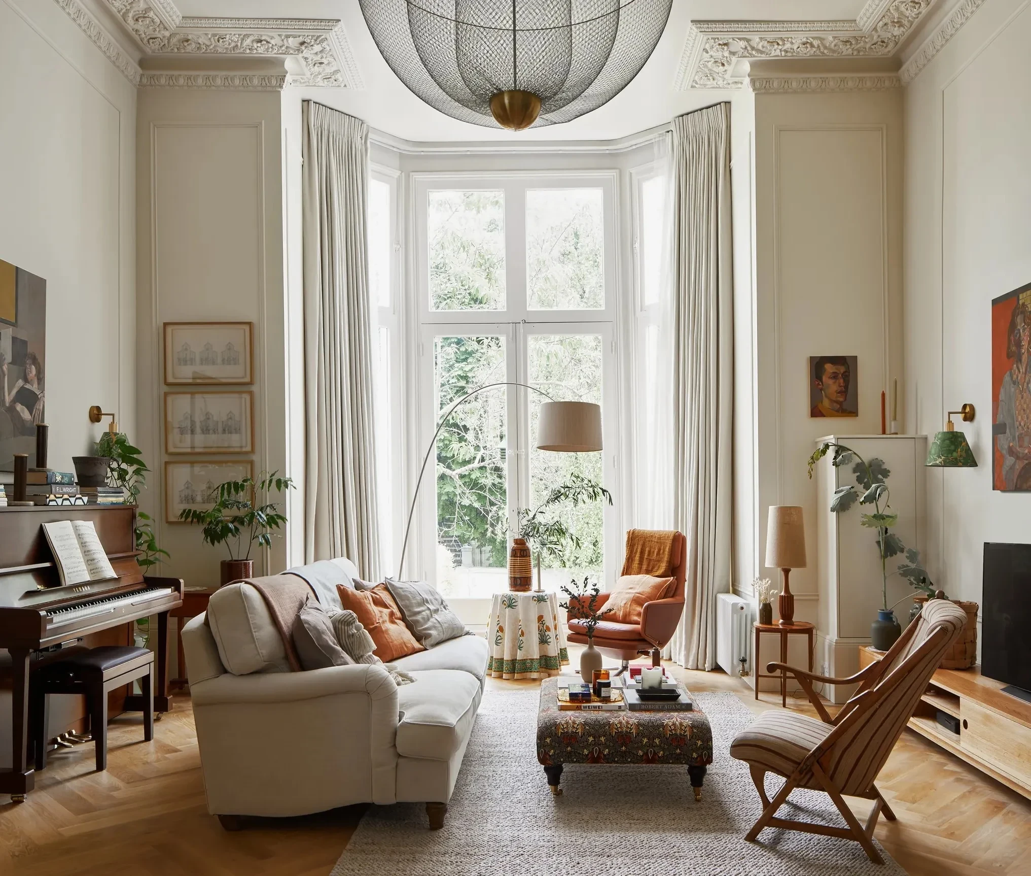 bay-window-curtains-ce3ff4fc-e878-46cc-a599-a04f50def89b-1.webp