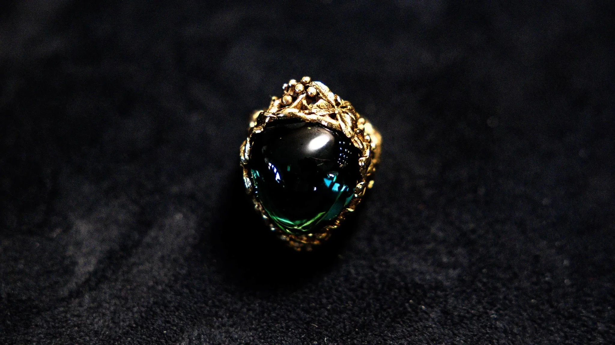 tiffany-frankenstein-archival-ring-riotjpg.webp