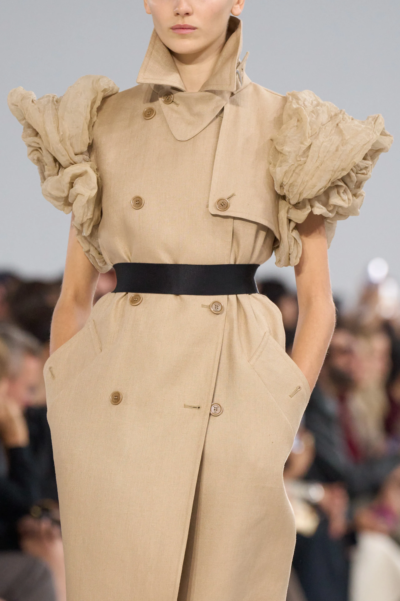 00001-max-mara-spring-2026-ready-to-wear-details-credit-gorunway.jpg