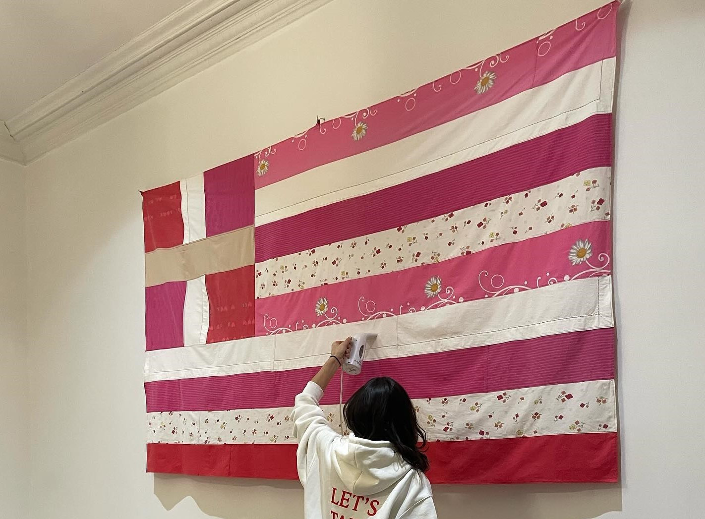 georghia-lale-video-pink-flag-00-04-15-2025.jpg