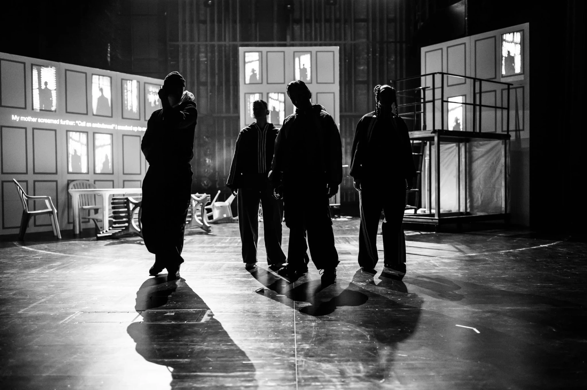 misos-theatro-technis-theaterhaus-jena-3-scaled.webp